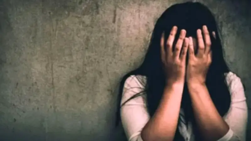 অফিসে ডেকে নারীকে ধর্ষণের অভিযোগে প্রাণিসম্পদ কর্মকর্তা গ্রেপ্তার, আইনমন্ত্রীর কঠোর ইঙ্গিত