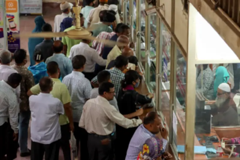 জ্বালানি সাশ্রয়ে ব্যাংক লেনদেনের সময় কমানোর নির্দেশ, এখন সকাল ১০টা থেকে বেলা ৩টা