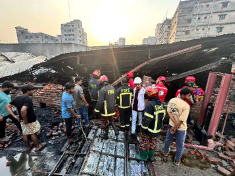 কেরানীগঞ্জের গ্যাসলাইটার কারখানায় ভয়াবহ অগ্নিকাণ্ড: পাঁচ শ্রমিকের মৃত্যু, নিখোঁজ অনেকে