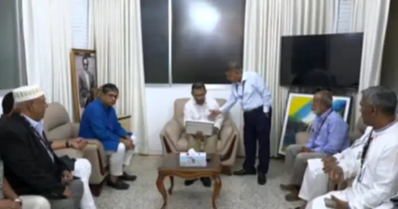 প্রধানমন্ত্রী ও তারেক রহমানের সঙ্গে নবনিযুক্ত ১৪ জেলা পরিষদ প্রশাসকদের বৈঠক অনুষ্ঠিত