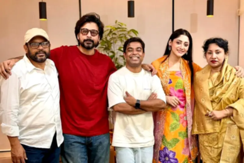 বাংলাদেশি ওটিটি প্ল্যাটফর্মে নতুন সিনেমা মুক্তি: দর্শকদের প্রতিক্রিয়া