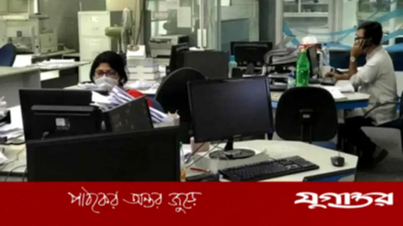 জ্বালানি সংকটে অফিস-ব্যাংক-মার্কেটের নতুন সময়সূচি: সন্ধ্যা ৬টায় বন্ধ