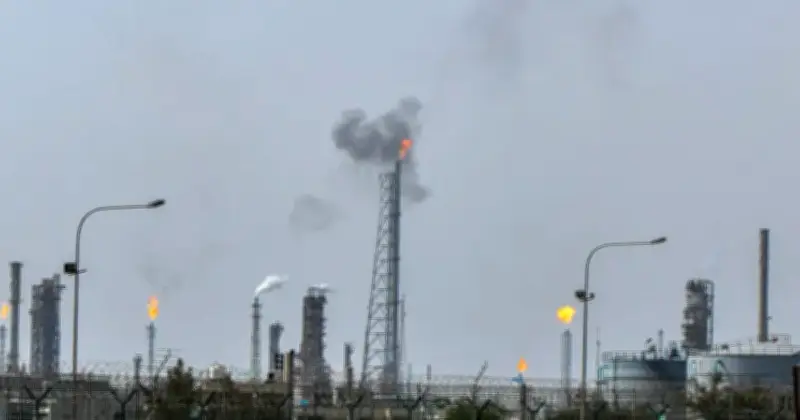 ইরানি ড্রোন হামলায় কুয়েতের বিদ্যুৎ ও পানি প্ল্যান্টে উল্লেখযোগ্য ক্ষতি