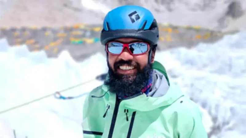 বাংলাদেশি পর্বতারোহী বাবর আলীর মাউন্ট মাকালু অভিযান: কালো পাহাড়ের চ্যালেঞ্জ