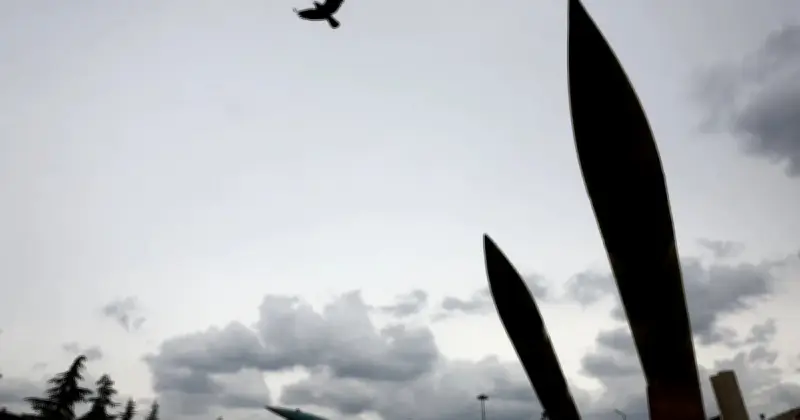 ইরানের আকাশ প্রতিরক্ষায় নতুন ব্যবস্থা, মার্কিন যুদ্ধবিমান ভূপাতিতের দাবি