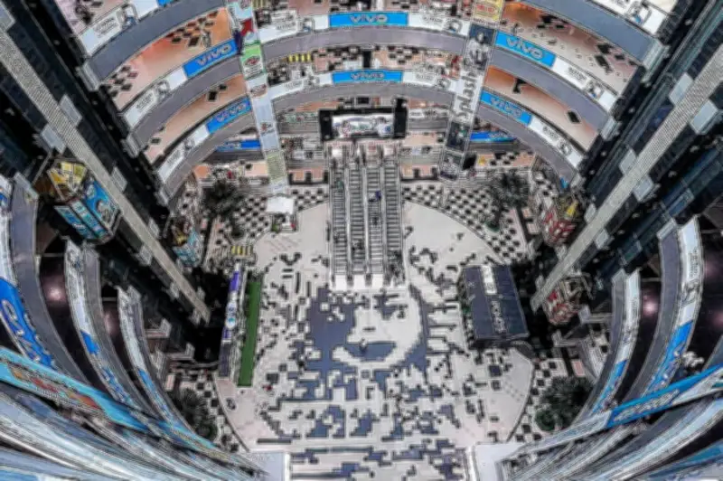 সরকারের নতুন সিদ্ধান্ত: শপিং মল ও দোকানপাট এখন সন্ধ্যা সাতটা পর্যন্ত খোলা থাকবে