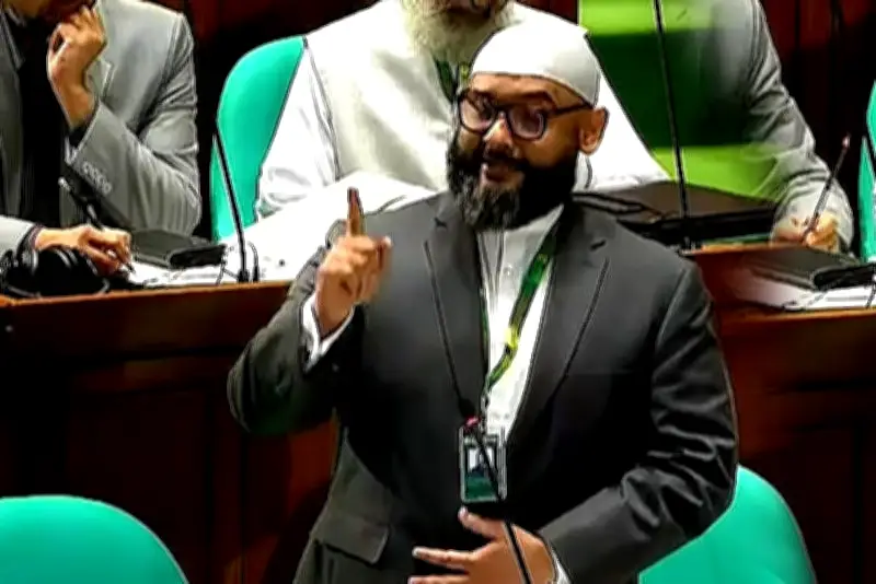 বাংলাদেশে অনলাইন শিক্ষার নতুন সম্ভাবনা: প্রযুক্তি ও শিক্ষার সমন্বয়