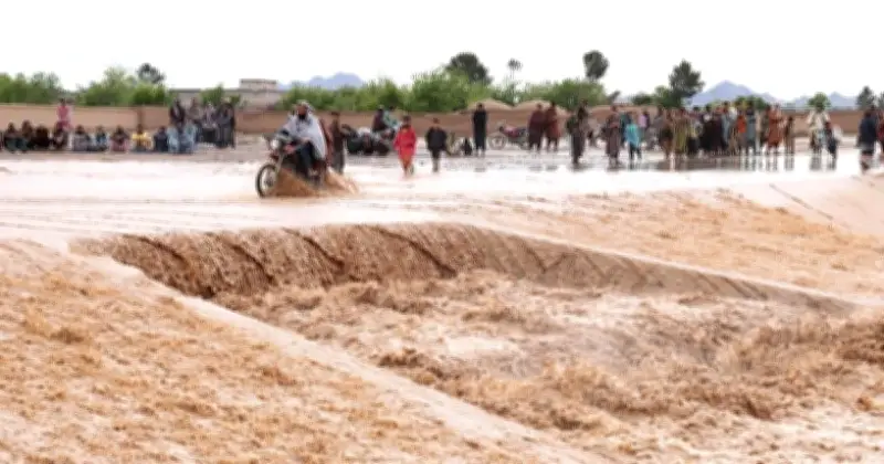 আফগানিস্তান ও পাকিস্তানে টানা বৃষ্টি-ঝড়ে ১২১ জনের মৃত্যু, জনজীবন বিপর্যস্ত