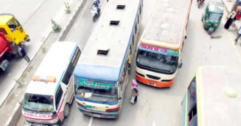 ঢাকায় অবৈধ বাস কাউন্টার অপসারণের নির্দেশ, সাত দিনের নোটিশ দিল ডিএমপি