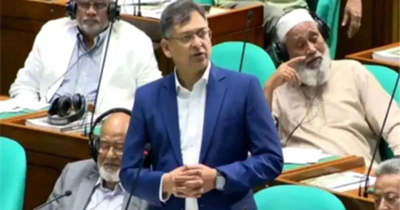 সংবিধান ছুড়ে ফেলার বক্তব্য ছিল রূপক, পঞ্চদশ সংশোধনীই লক্ষ্য: স্বরাষ্ট্রমন্ত্রী