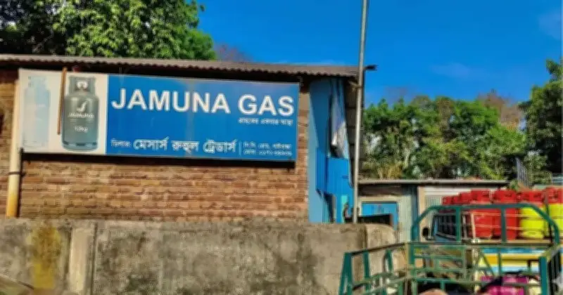 গাইবান্ধায় এলপিজি সিলিন্ডারের অতিরিক্ত মূল্যে বিক্রির জন্য ব্যবসাপ্রতিষ্ঠানের ৫ হাজার টাকা জরিমানা