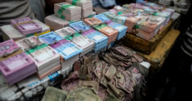 সরকারের অতিরিক্ত অর্থের চাহিদা মেটাতে বিশেষ নিলামে ৫ হাজার কোটি টাকা ঋণ নেওয়ার উদ্যোগ