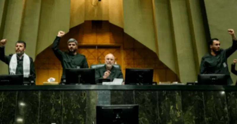 ইরানের স্পিকার কলিবাফের কড়া হুঁশিয়ারি: ট্রাম্পের সিদ্ধান্ত আমেরিকাকে 'জীবন্ত নরকে' ঠেলে দিচ্ছে