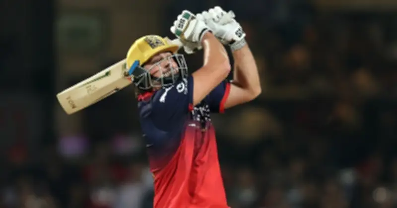 টিম ডেভিডের ছক্কা তাণ্ডবে চেন্নাইকে হারালো বেঙ্গালুরু, আইপিএলে রেকর্ড