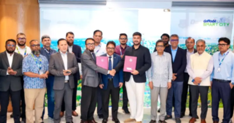 ড্যাফোডিল ইন্টারন্যাশনাল ইউনিভার্সিটিতে ৩.৪ মেগাওয়াট সৌরবিদ্যুৎ প্রকল্প চালু