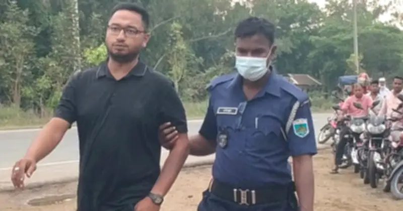 বগুড়ায় ডিজিএফআই কর্মকর্তা সেজে ফিলিং স্টেশনে তদারকির অভিযোগে যুবক গ্রেপ্তার