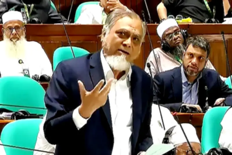 বাংলাদেশে অনলাইন শিক্ষার নতুন সম্ভাবনা: প্রযুক্তির মাধ্যমে শিক্ষার প্রসার