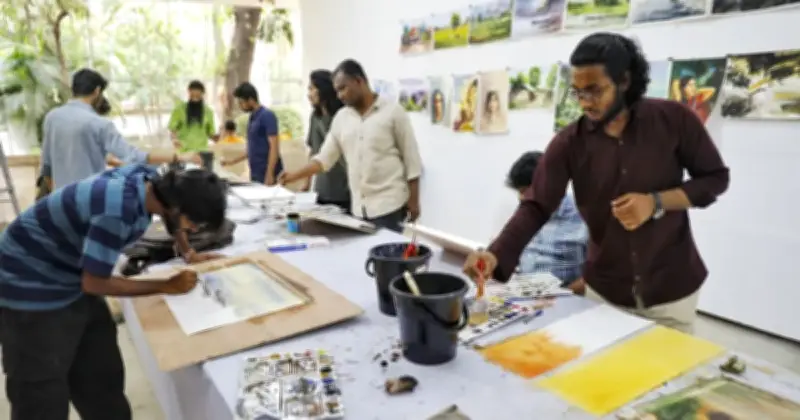 ঢাকা বিশ্ববিদ্যালয়ের চারুকলায় বৈশাখী উৎসবের প্রস্তুতি: লোকজ ও পপ কালচারের মেলবন্ধন