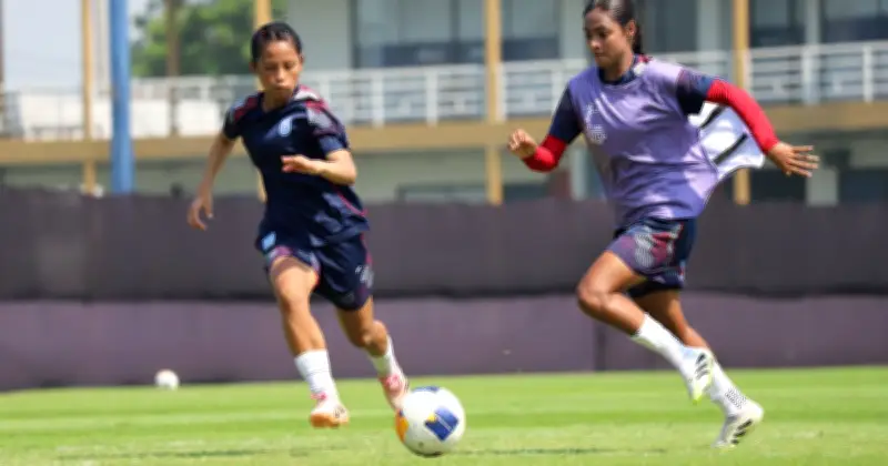 বাংলাদেশের নারী ফুটবলারদের ভাগ্য নির্ধারণী ম্যাচ: ভিয়েতনামের মুখোমুখি আজ