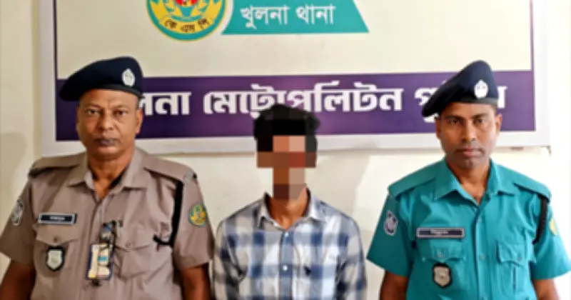 খুলনায় ছাত্রী মৃত্যুর ঘটনায় চালক গ্রেপ্তার ও গাড়ি জব্দ