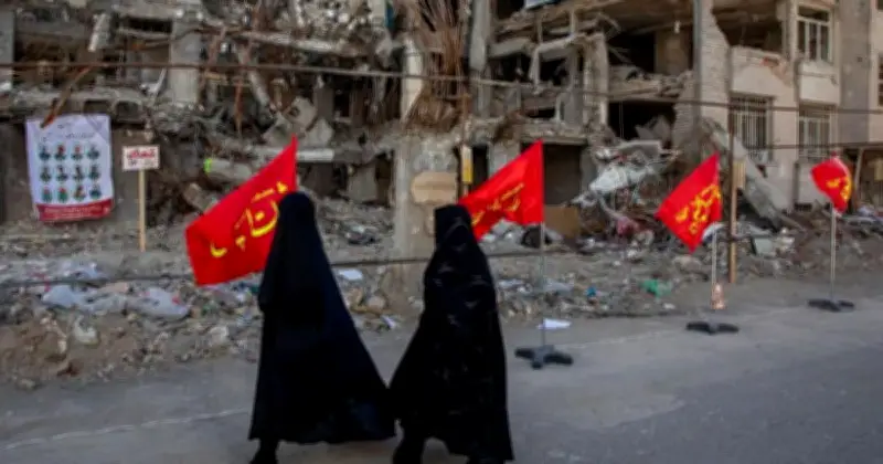 তেহরানে ধারাবাহিক বিমান হামলা চালানোর ঘোষণা দিল ইসরায়েল, যুদ্ধবিরতি প্রস্তাব 'যথেষ্ট নয়' বলে ট্রাম্প