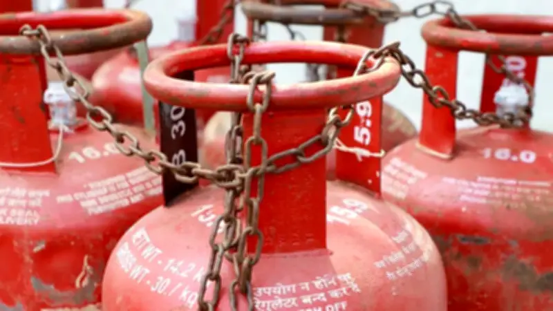 মধ্যপ্রাচ্য সংঘাতে ভারতের অর্থনীতি ঝুঁকি, হাওর সংরক্ষণ আইন পাস ও শিশু মৃত্যু