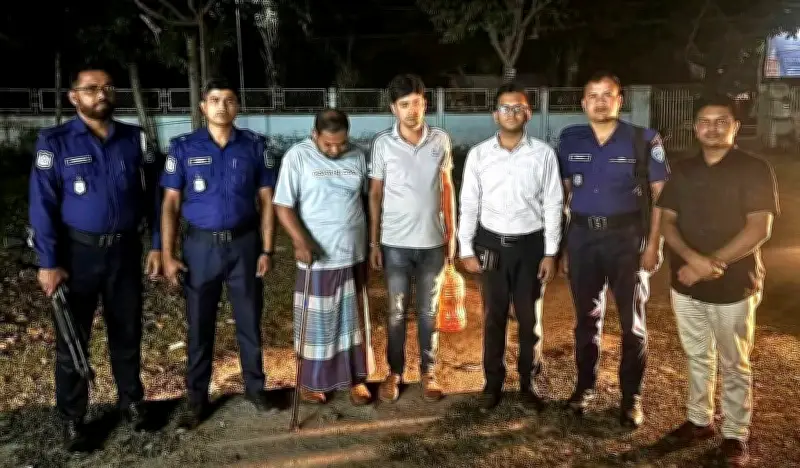 জামালপুরে জ্বালানি তেল অবৈধ মজুত ও অতিরিক্ত দামে বিক্রির অভিযোগে শ্বশুর-জামাতার কারাদণ্ড