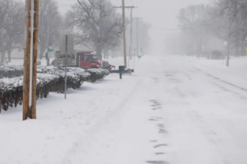 দূর প্রবাসে শীতের অভিজ্ঞতা: বরফের দেশে বাংলাদেশি শিক্ষার্থীর অনুভূতি