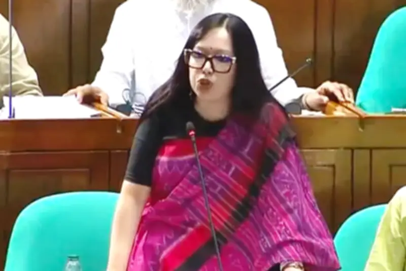 প্রথম আলোর ভিডিও প্রতিবেদন: বাংলাদেশের সাম্প্রতিক ঘটনাবলীর বিশ্লেষণ