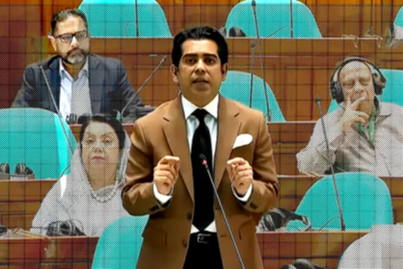 বাংলাদেশে অনলাইন শিক্ষার নতুন দিগন্ত: প্রযুক্তির মাধ্যমে শিক্ষার সম্প্রসারণ