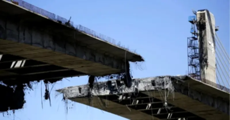ইরানের রেলসেতুতে ইসরায়েলি হামলায় দুই নিহত, সতর্কবার্তার পরপরই ঘটনা