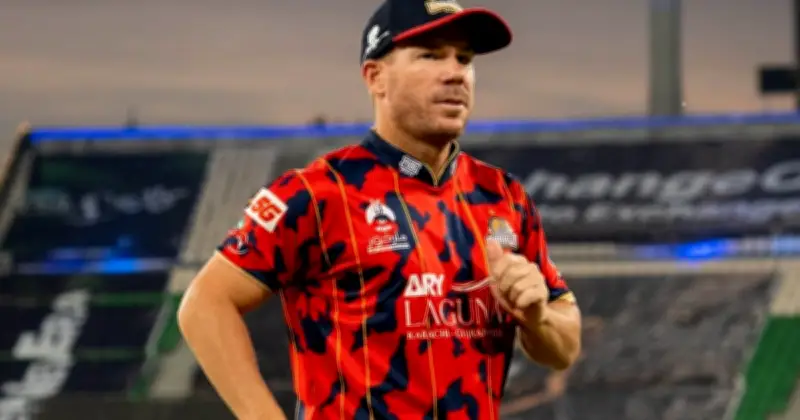 অস্ট্রেলিয়ার সাবেক ক্রিকেটার ডেভিড ওয়ার্নার মদপানে গাড়ি চালানোর দায়ে গ্রেপ্তার