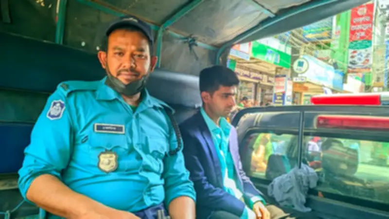 মদ্যপ অবস্থায় গাড়ি চালানোর অভিযোগে গ্রেপ্তার রাজমিস্ত্রি, প্রেমিকার জন্য এএসপি সাজতে গিয়ে ধরা পড়েন