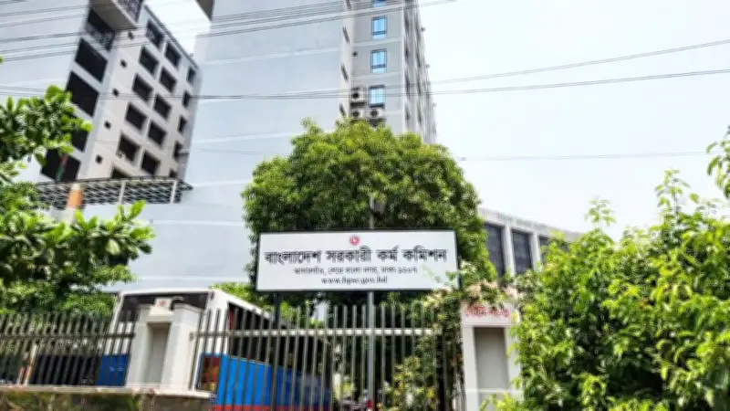 বিসিএস উত্তীর্ণ প্রেমিকার এএসপি সাজা, মদ্যপ অবস্থায় গ্রেপ্তার ওয়ার্নার, জার্মানির সঙ্গে বৈঠক