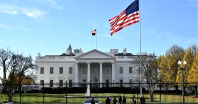 ইরানে পারমাণবিক হামলার সম্ভাবনা নাকচ করল হোয়াইট হাউস, ভাইস প্রেসিডেন্টের বক্তব্য নিয়ে বিতর্ক