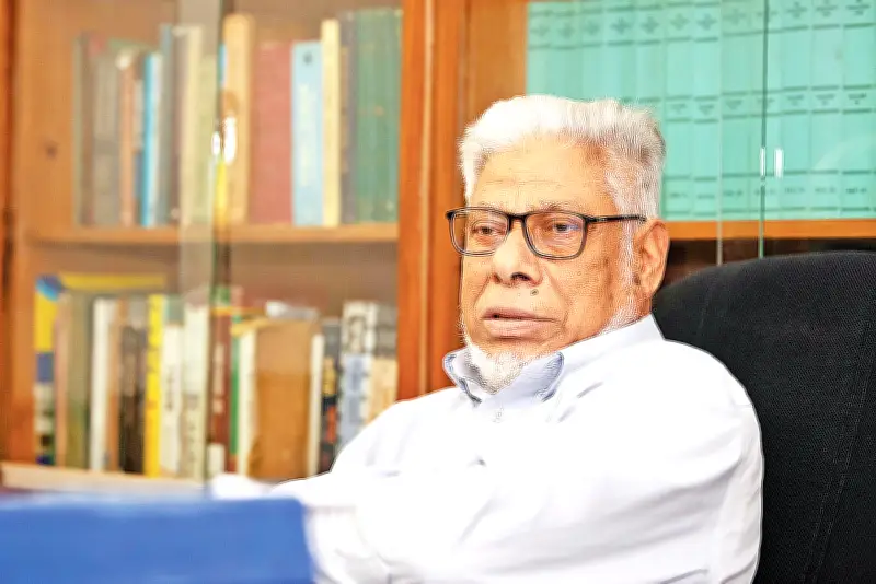 আইনমন্ত্রীর হবস-লক বক্তব্যের জবাবে সাবেক বিচারপতি মতিনের প্রশ্ন: 'আমরা কি স্বৈরশাসক চাই?'