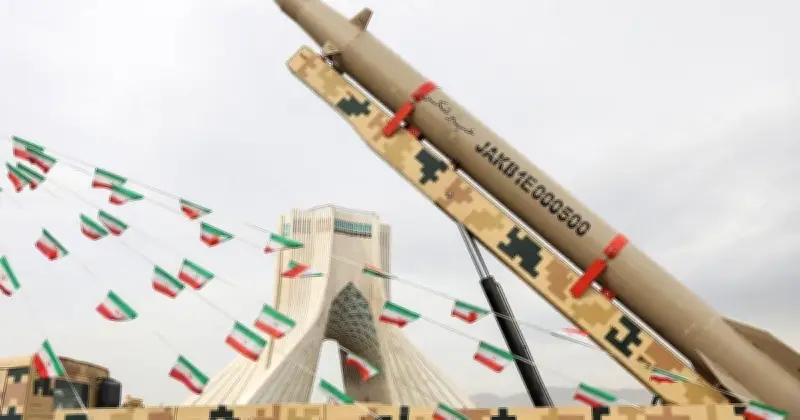 ট্রাম্পের হুমকির জবাবে ইরানের কড়া প্রতিক্রিয়া, উত্তেজনা বিশ্বজুড়ে