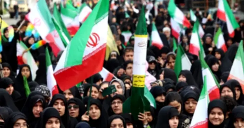 ট্রাম্পের ইরান দখলের দাবি বনাম বাস্তবতা: সিএনএন প্রতিবেদনে সামরিক বিশ্লেষণ