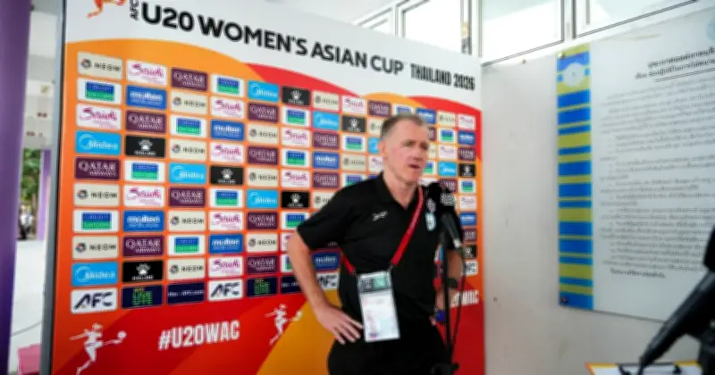 বাটলারের ছুটির ইঙ্গিত, কিন্তু ঢাকাতেই অবস্থান: সাফ চ্যাম্পিয়নশিপের প্রস্তুতিতে নারী ফুটবল দল