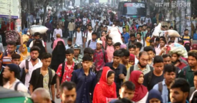 বিশ্বব্যাংকের সতর্কতা: যুদ্ধ ও অর্থনৈতিক অস্থিরতায় বাংলাদেশে নতুন ১২ লাখ মানুষ দারিদ্র্যের ঝুঁকিতে