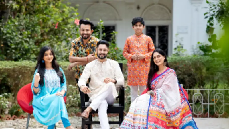 কুমিল্লায় ফ্যাশন ব্র্যান্ড 'রঙ বাংলাদেশ'-এর প্রত্যাবর্তন: ঐতিহ্য ও সংস্কৃতির মেলবন্ধন