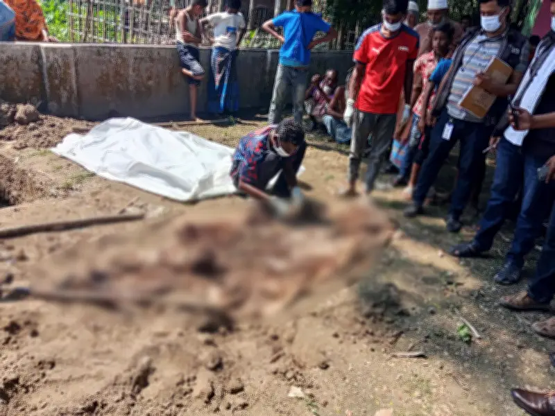 ময়নাতদন্তের জন্য ২০ মাস পর ময়মনসিংহে তরুণের লাশ উত্তোলন
