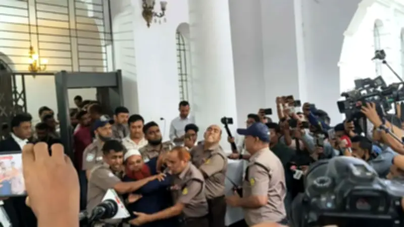 অনলাইন-অফলাইন ক্লাস ঢাকাতেই সীমিত, শিক্ষামন্ত্রী ঘোষণা দিলেন সময়সূচি