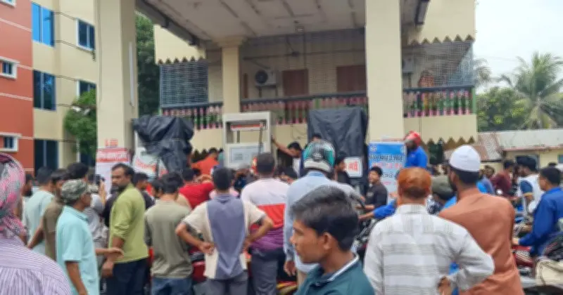 কুষ্টিয়ার মিরপুরে তেল সংকটে বিদ্যুৎ সরবরাহ বন্ধ, সাধারণ মানুষের দুর্ভোগ