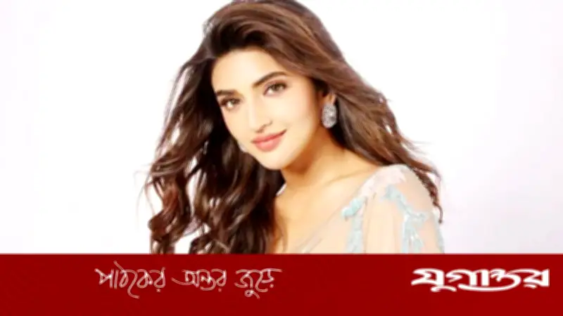 শ্রীলীলার ঋতুস্রাব মন্তব্যে বিতর্ক: 'কাজের জায়গায় অজুহাত নয়' বলায় সমালোচনা