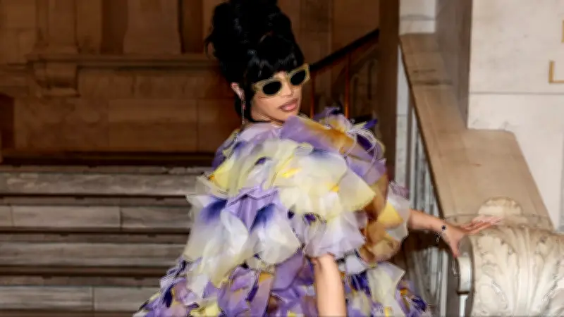 বাংলাদেশি ওয়েব সিরিজের নতুন ধারাবাহিক 'ব্ল্যাক হোল' মুক্তি পেল