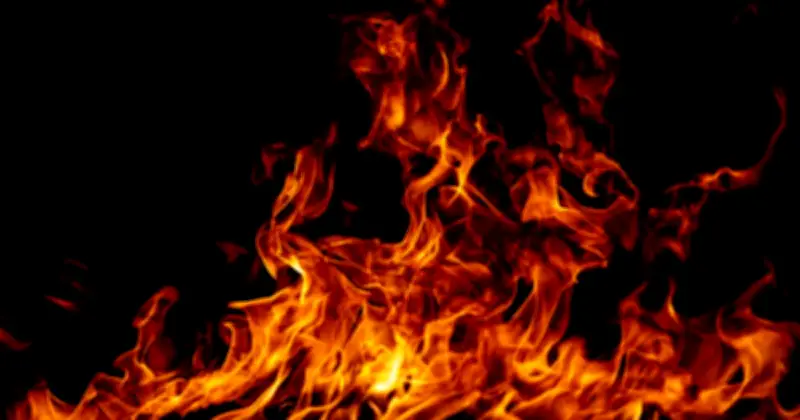 রাজধানীর উত্তরায় বামনারটেকের বস্তিতে আগুন, নিয়ন্ত্রণে ৫টি ইউনিট