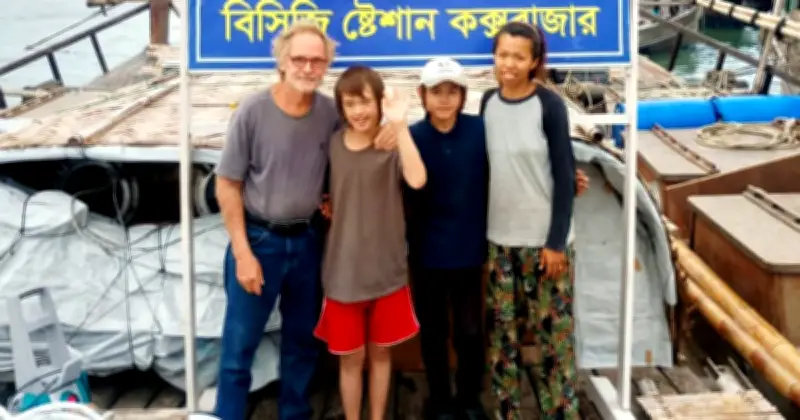 কক্সবাজারে নিউজিল্যান্ডের পর্যটকদের বোটে হামলা, কোস্টগার্ডের দ্রুত উদ্ধার