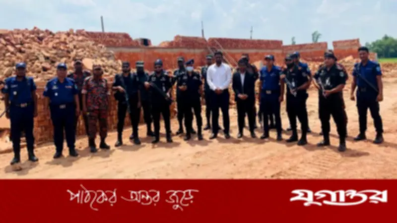 কুড়িগ্রামে অবৈধ ইটভাটায় সাড়ে ৯ লাখ টাকা জরিমানা ও ভাঙচুর