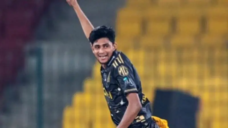 পিএসএলে নাহিদ রানার ঝলকানি, পেশোয়ারের রেকর্ড জয়